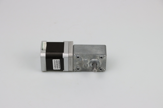 5.5kg.Cm Nema17 1.5A Worm Drive Stepper Motor Untuk Pemosisian Track Kamera