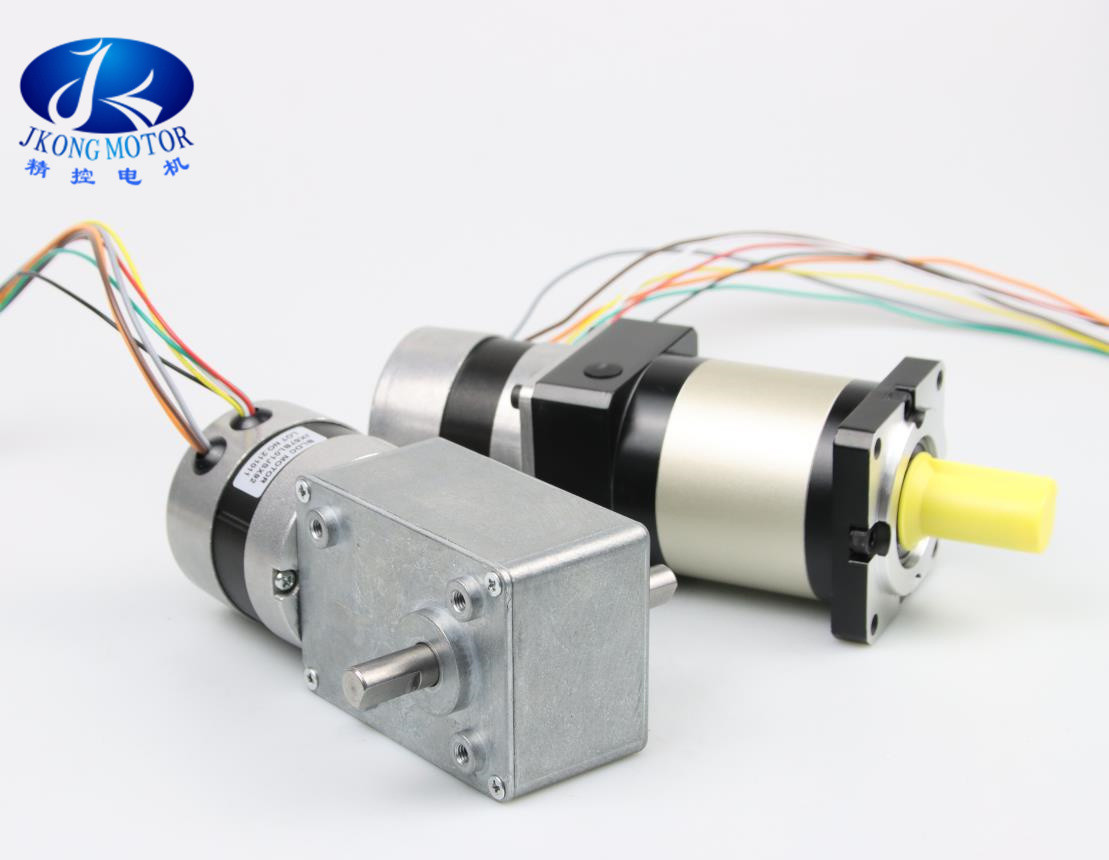 57mm DC Planetary Gearbox Motor 24V 3300rpm Dengan Rasio 1:100